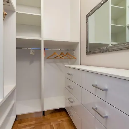 Happy Garden Lägenhet Split